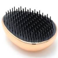 Hair Brushes & Combs